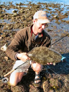 Jeff-Currier-fly-fishing-for-halibut-in-Baja