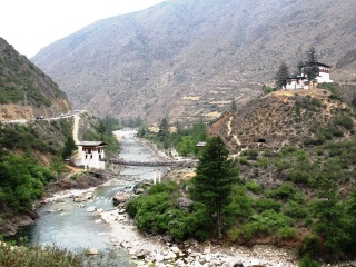 blog-May-17-2014-3-paro-river-bhutan
