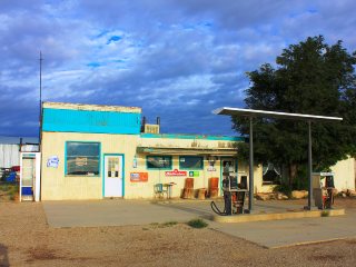 blog-Aug-27-2013-3-traveling-in-Wyoming