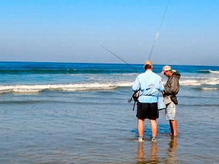 blog-Oct-14-2013-1-Jeff-Currier-and-Steve-Piper-the-California-surf