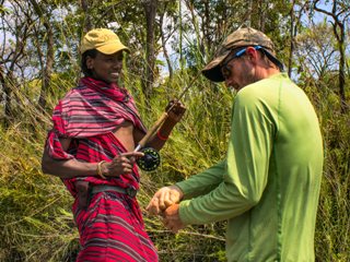 blog-Nov-15-2013-6-Jeff-Currier-&-maasai