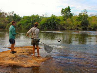 blog-Nov-5-2013-10-tigerfishing-in-Tanzania