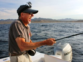 blog-Dec-13-2013-4-hooked-to-a-marlin