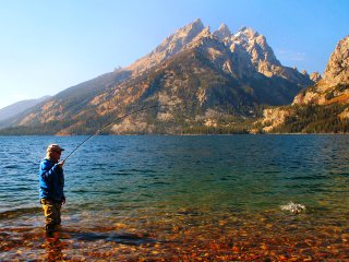 flyfishing-for-lake-trout-jenny-lake