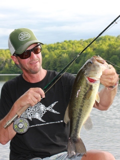 blog-June-22-2014-7-jeff-currier-flyfishing-for-largemouth-bass