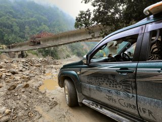 blog-May-22-2014-7-landslide-in-bhutan