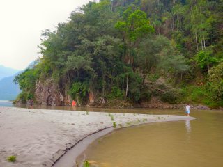 blog-May-23-2014-7-flyfishing-for-mahseer