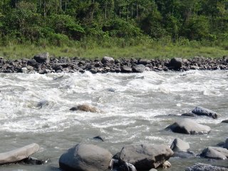 blog-May-23-2014-8-whitewater-rafting-in-bhutan