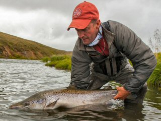 blog-Aug-13-2014-1-jeff-currier-atlantic-salmon-fishing-in-iceland