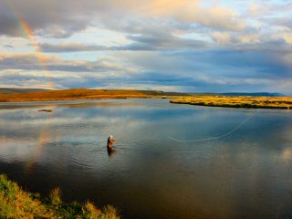 blog-Aug-13-2014-3-fly-fishing-with-icelandic-fly-fishermen