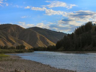 blog-Sept-5-2014-3-flyfishing-the-snake-river