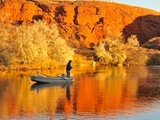 blog-Oct-25-2014-6a-flyfishing-the-bighorn