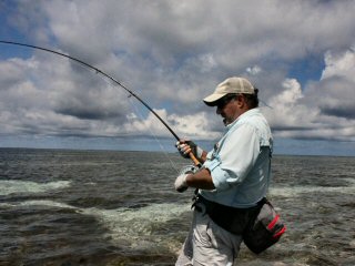 blog-Dec-11-2014-3-flyfishing-for-trevally