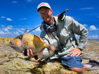 blog-Dec-8-2014-9-jeff-currier-flyfishing-for-triggerfish-iin-the-seychelles