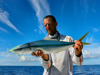 blog-Dec-9-2014-14-jeff-currier-flyfishing-for-rainbow-runner