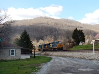 blog-March-28-2015-7-west-virginia-trains