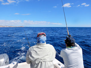 blog-Dec-13-2015-6-flyfishing-for-striped-marlin