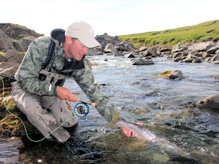 blog-Aug-19-2016-7-jeff-currier-iceland-fishing