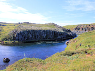 blog-Aug-25-2016-8-icelandic-fly-fishermen