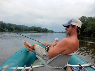 blog-sept-21-2016-5-jeff-currier-smallmouth-fishing-james-river