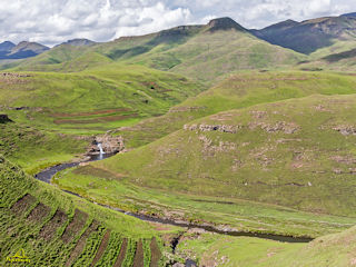 blog-nov-21-2016-9-fly-fishing-in-lesotho