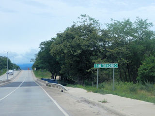 fly fishing the jungle