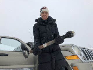 car-trouble-granny-currier