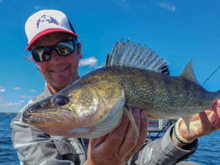 Jeff-Currier-walleye