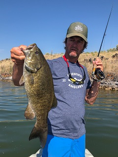 Jeff-Currier-bass-on-fly