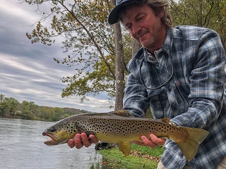 Jeff-Currier-fishing