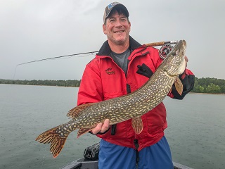 pike-on-fly