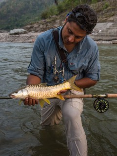Fly Fisherman Magazine (April/May 2016 - Cover: Bolivia Golden
